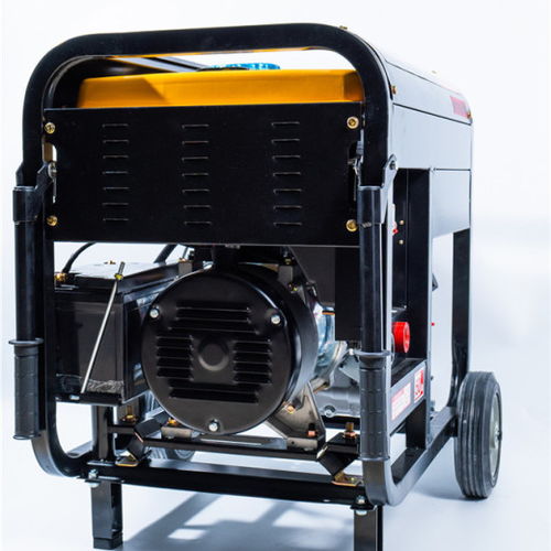 高效稳定之选 管道施工中的柴油焊机TO230A